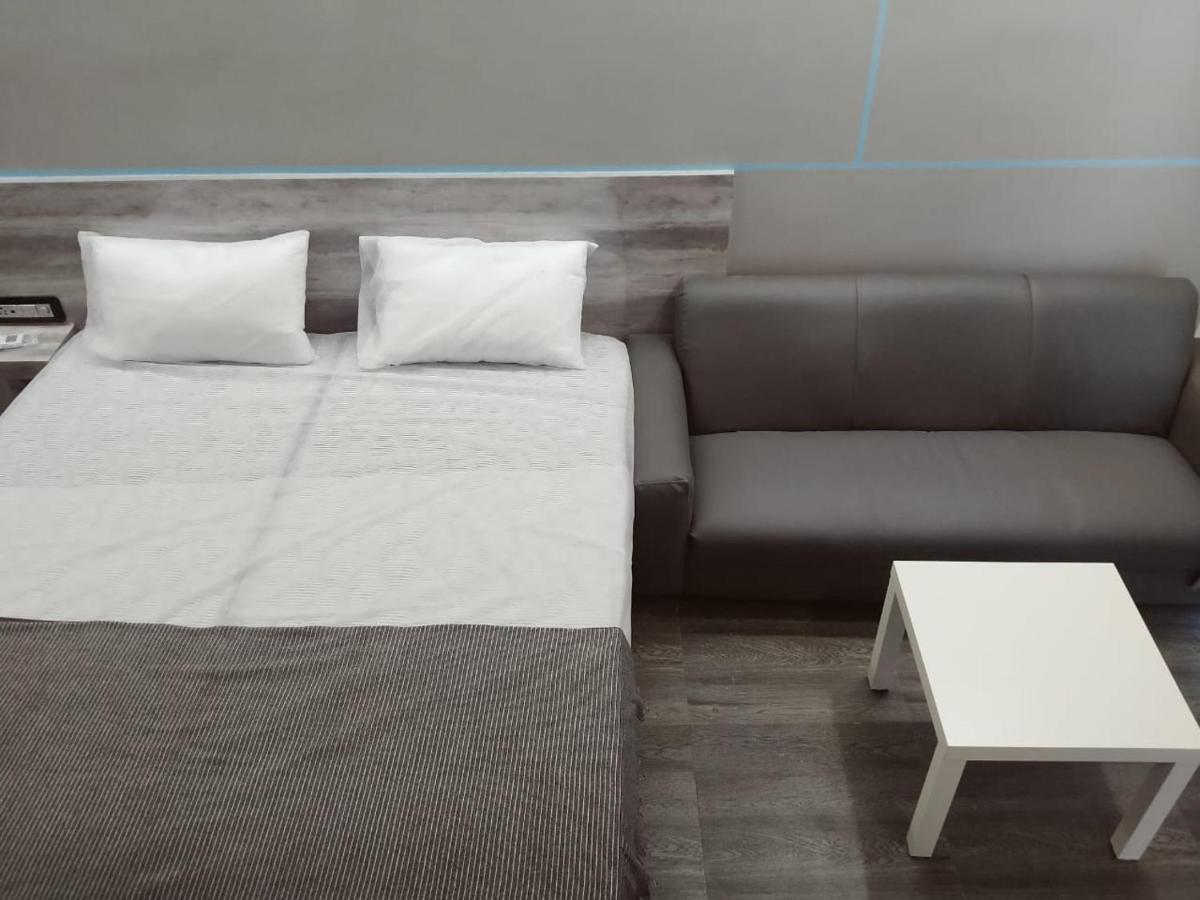 Restel Studio Flats Hajdarabad Zewnętrze zdjęcie