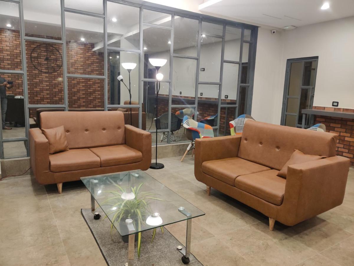 Restel Studio Flats Hajdarabad Zewnętrze zdjęcie