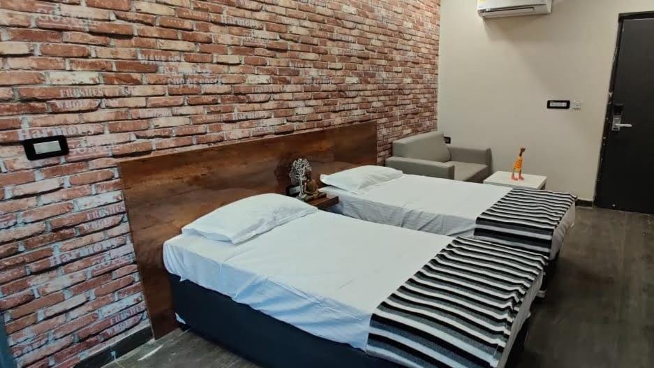 Restel Studio Flats Hajdarabad Zewnętrze zdjęcie